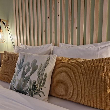 Bea'S Bed & Breakfast タヴィラ エクステリア 写真